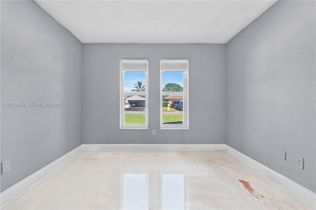 For Sale: $575,000 (4 beds, 2 baths, 2102 Square Feet)