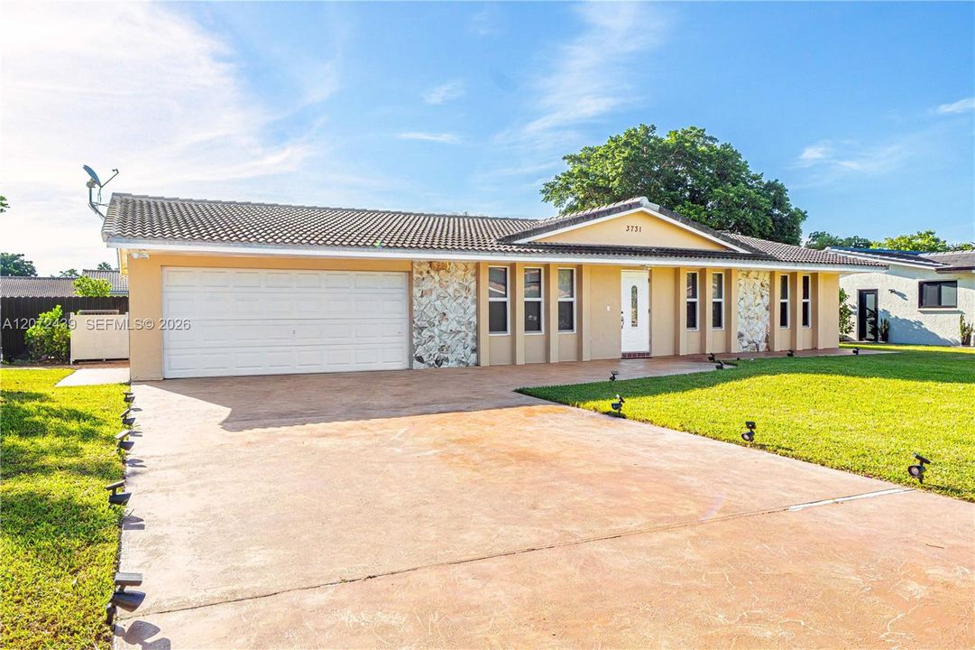 For Sale: $575,000 (4 beds, 2 baths, 2102 Square Feet)