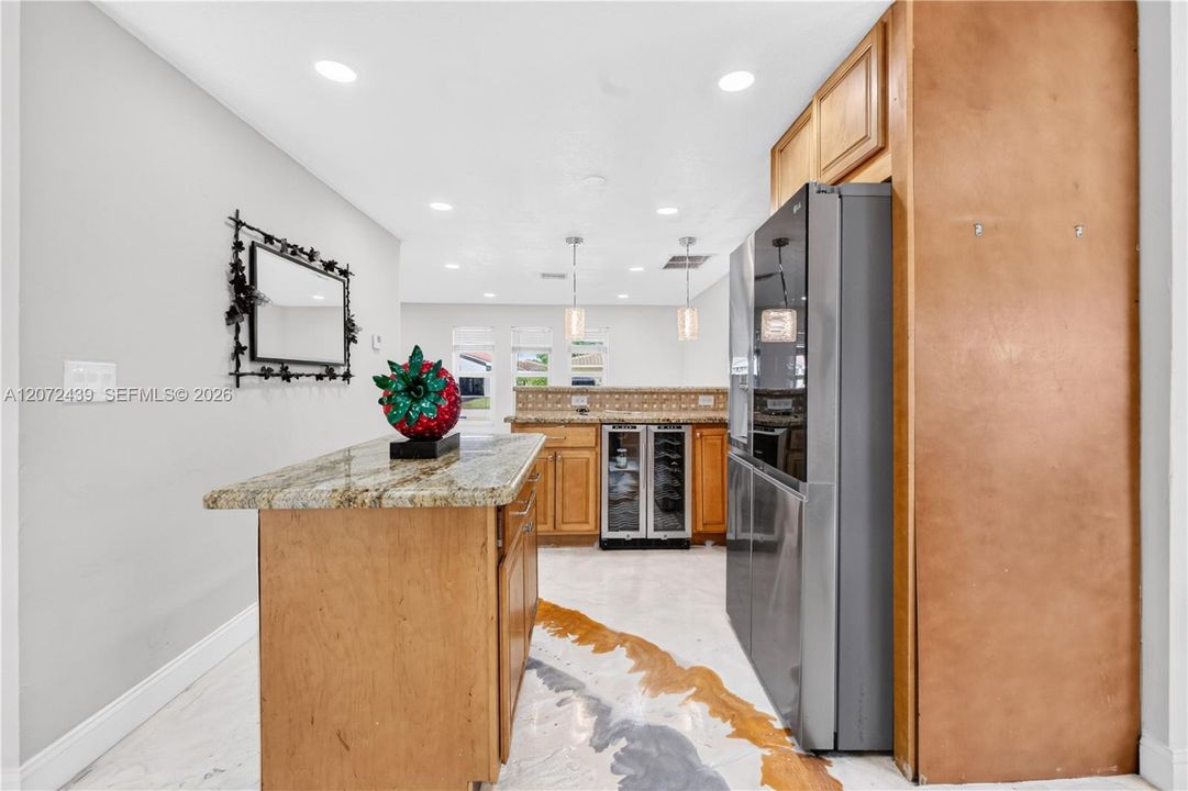 For Sale: $575,000 (4 beds, 2 baths, 2102 Square Feet)