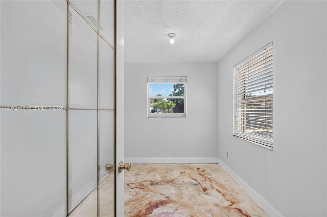 For Sale: $575,000 (4 beds, 2 baths, 2102 Square Feet)