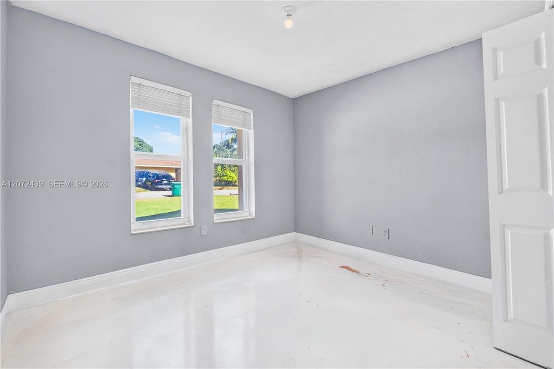 For Sale: $575,000 (4 beds, 2 baths, 2102 Square Feet)
