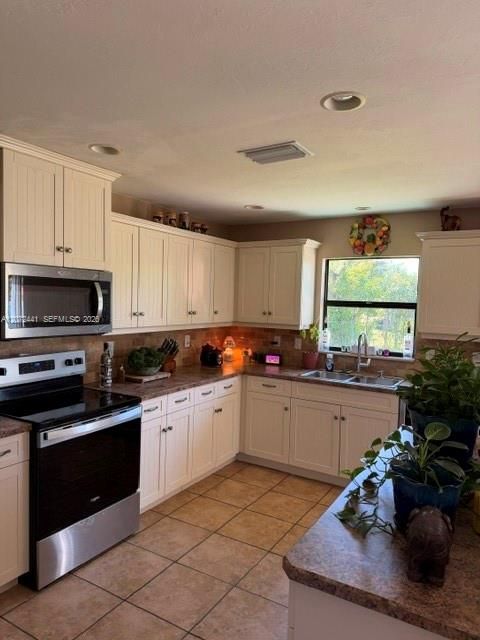 For Sale: $329,000 (3 beds, 2 baths, 0 Square Feet)