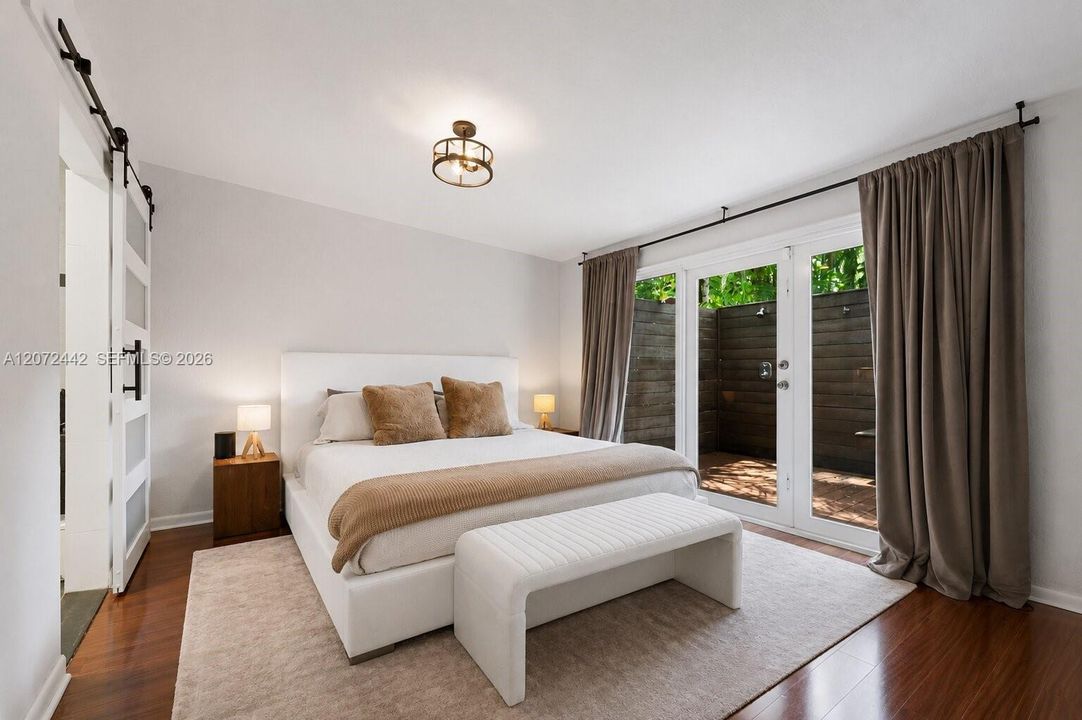 For Sale: $2,750,000 (4 beds, 3 baths, 1981 Square Feet)