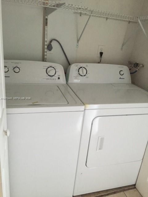 For Rent: $1,850 (1 beds, 1 baths, 710 Square Feet)