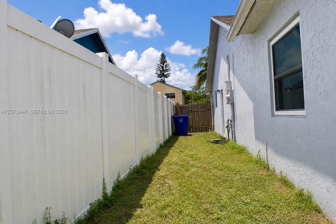 En Venta: $435,000 (2 camas, 2 baños, 1455 Pies cuadrados)