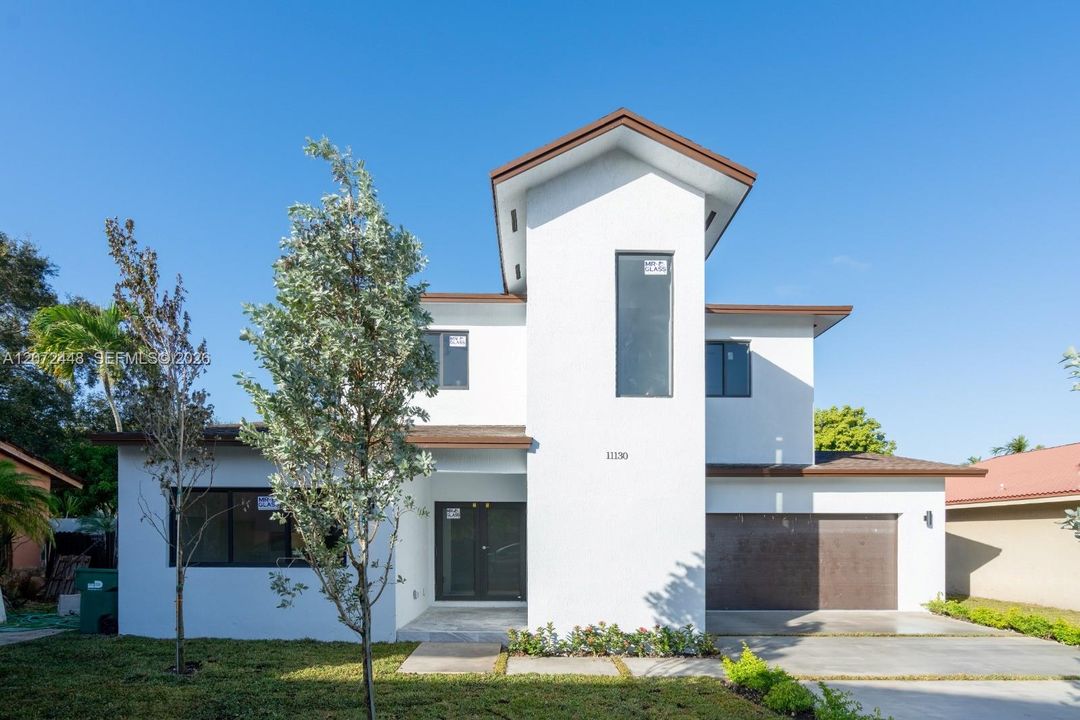 En Renta: $4,900 (4 camas, 4 baños, 2307 Pies cuadrados)