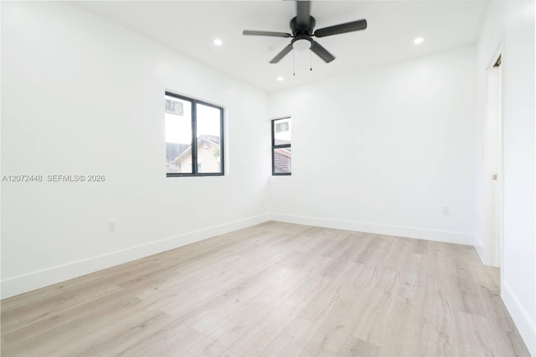 En Renta: $4,900 (4 camas, 4 baños, 2307 Pies cuadrados)
