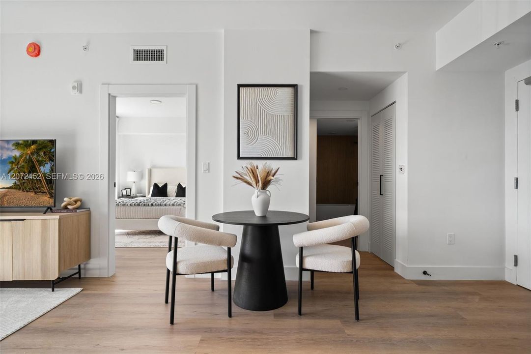For Rent: $2,142 (1 beds, 1 baths, 632 Square Feet)