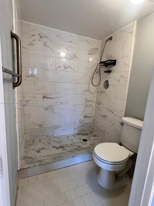 For Rent: $2,250 (3 beds, 2 baths, 1263 Square Feet)
