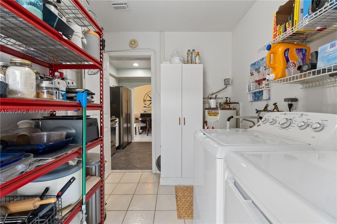 En Venta: $339,000 (2 camas, 1 baños, 1082 Pies cuadrados)