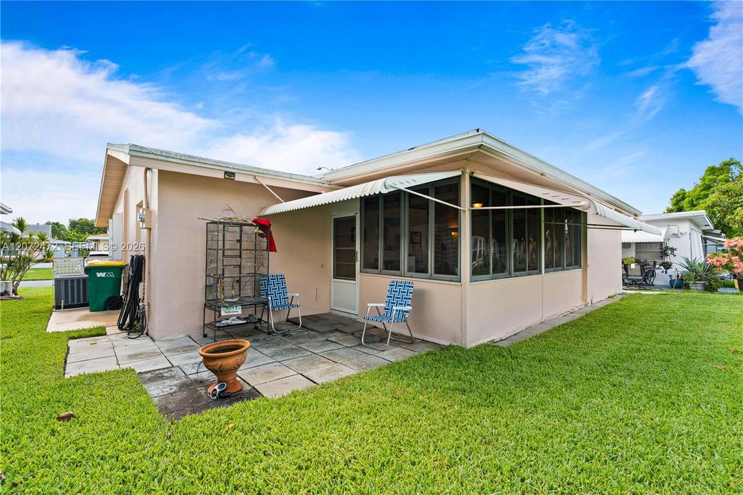 En Venta: $339,000 (2 camas, 1 baños, 1082 Pies cuadrados)