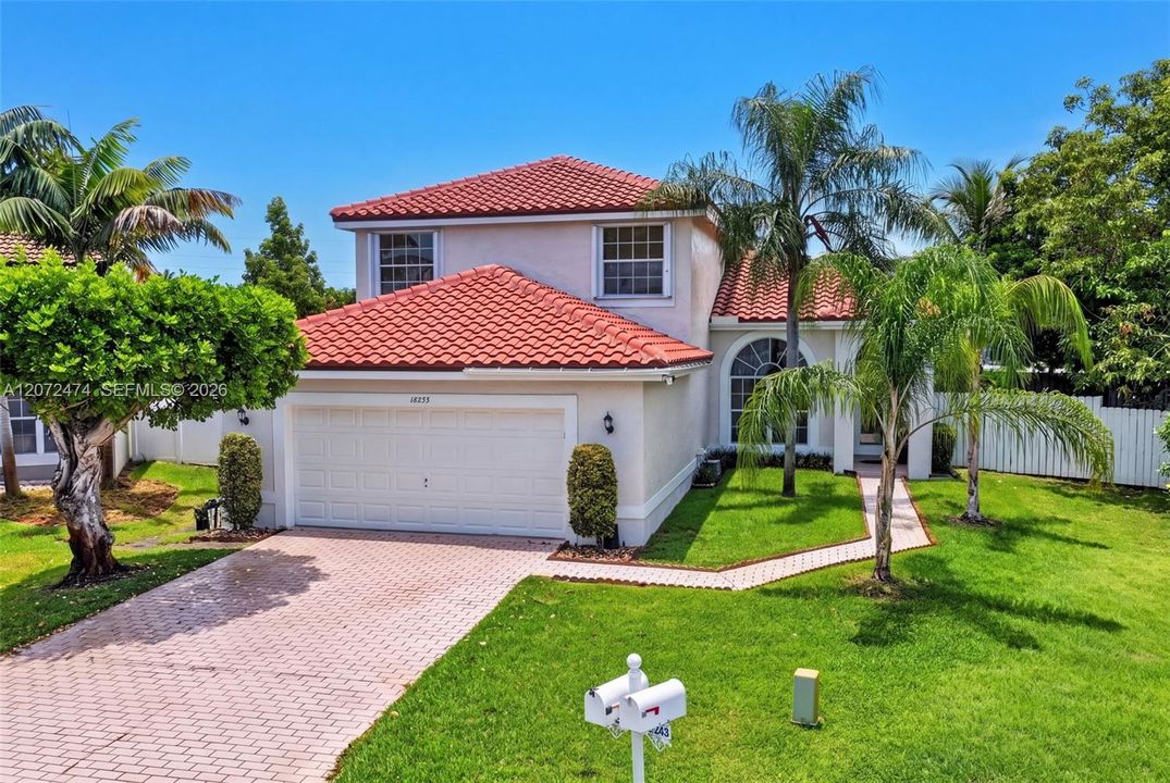 For Sale: $724,999 (4 beds, 3 baths, 2213 Square Feet)
