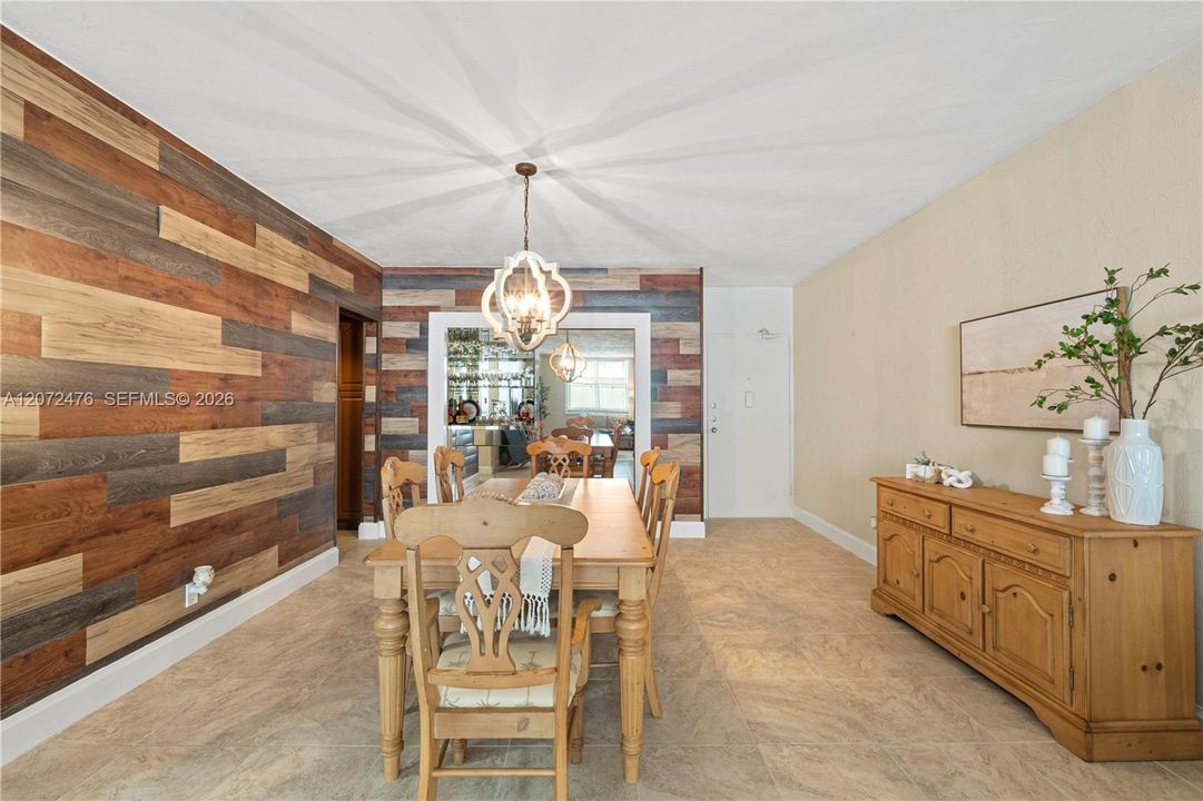 В аренду: $2,800 (1 спален, 1 ванн, 950 Квадратных фут)