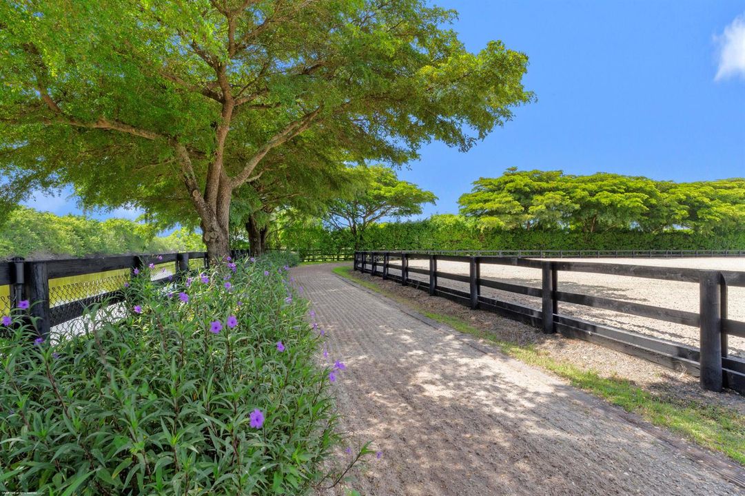 3382 Grand Prix Farms Rd 016