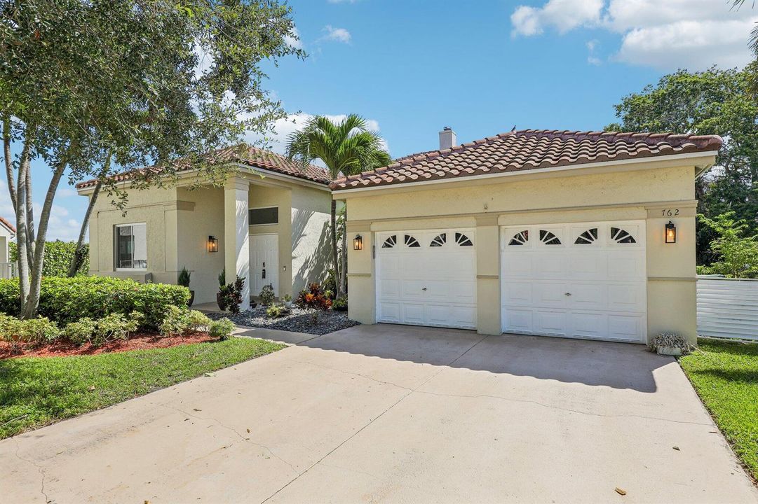 1-web-or-mls-Heritage Dr-S1408-001