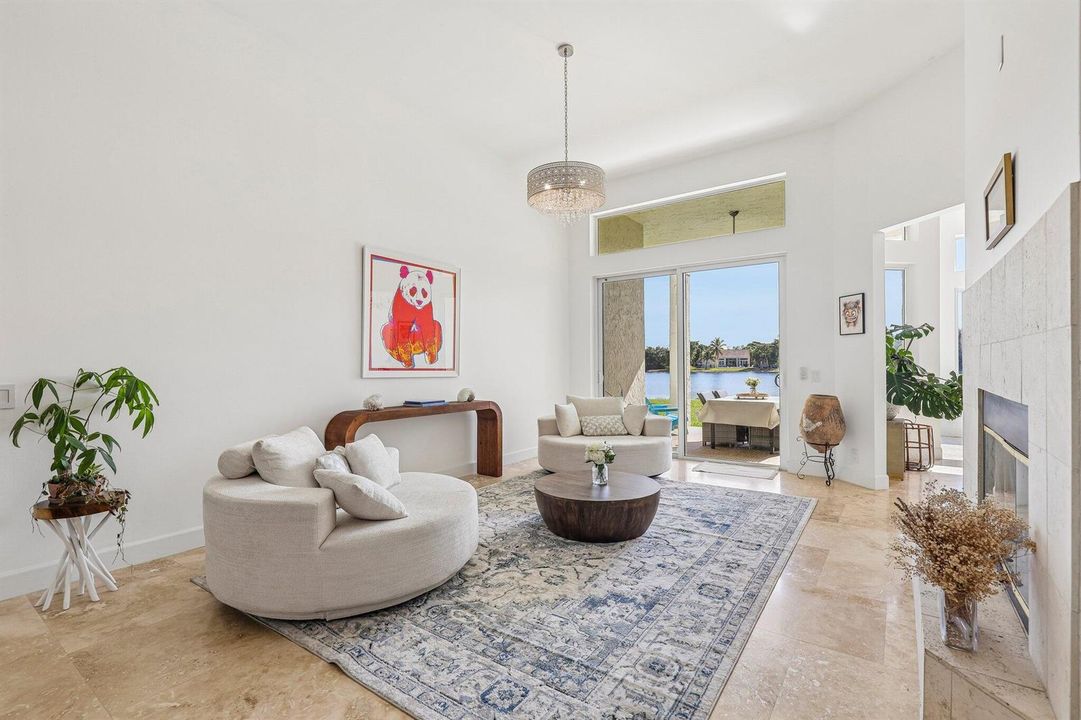 3-web-or-mls-Heritage Dr-S1408-003