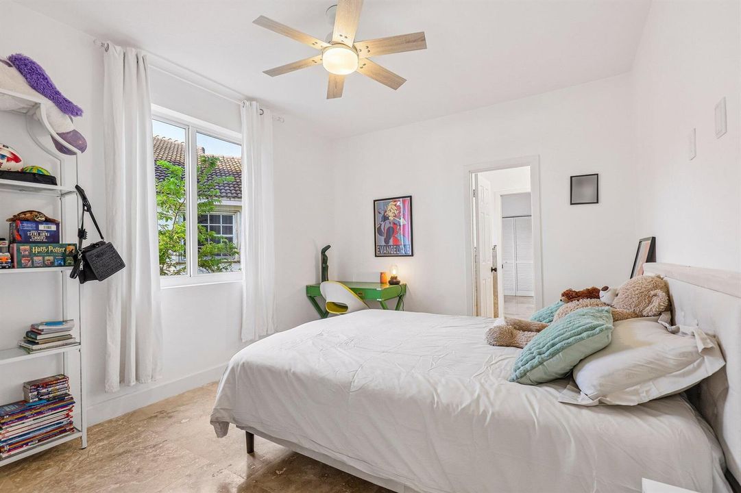 25-web-or-mls-Heritage Dr-S1408-025