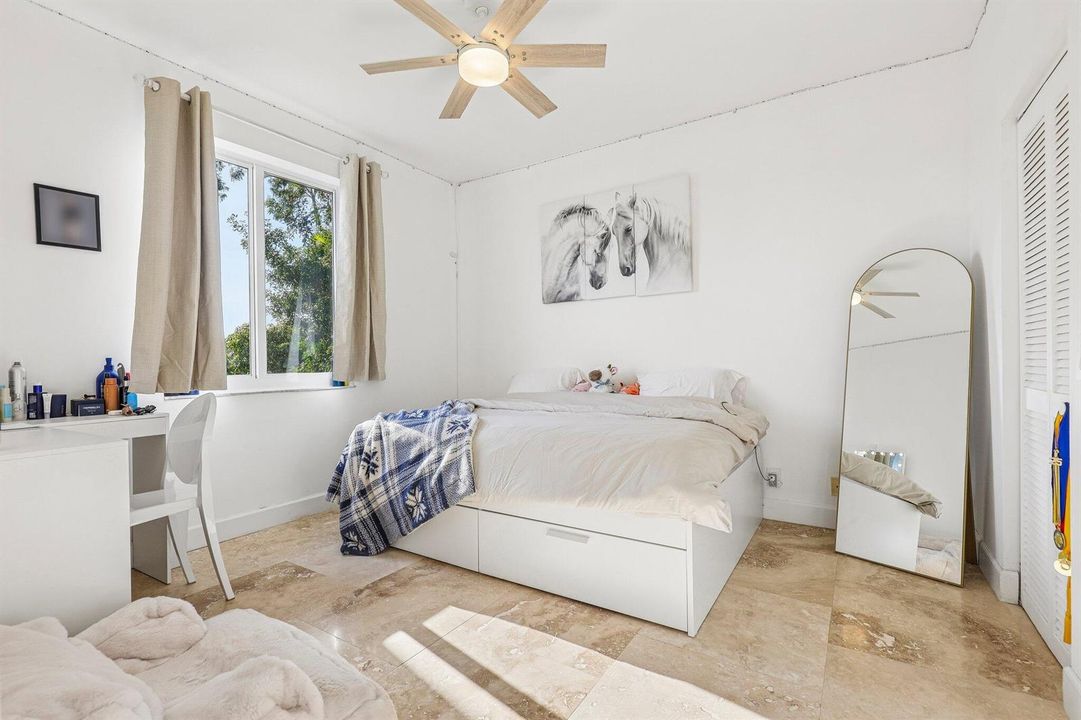 21-web-or-mls-Heritage Dr-S1408-021