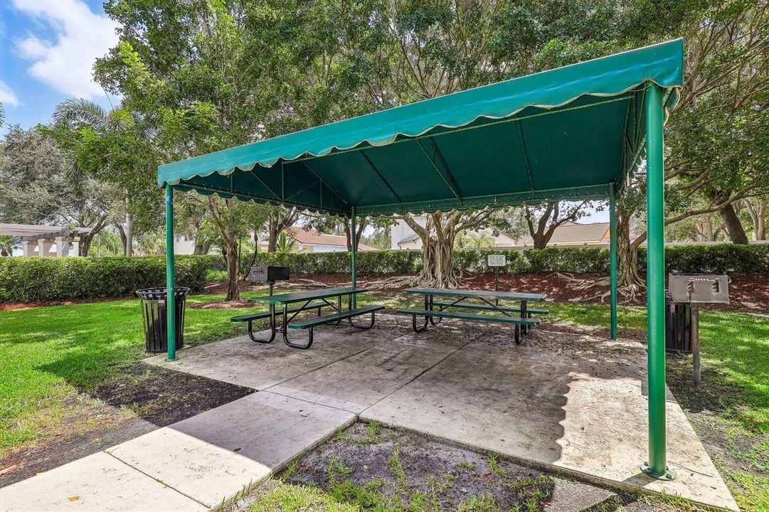 76-web-or-mls-Heritage Dr-1408-901