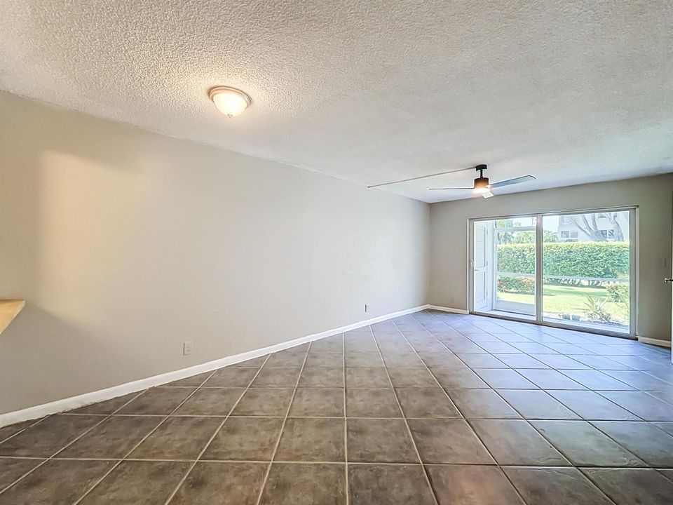 207 Tropic Isle Drive #113-25