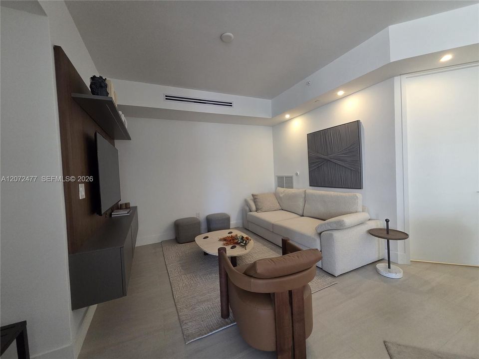 В аренду: $17,000 (3 спален, 3 ванн, 2470 Квадратных фут)