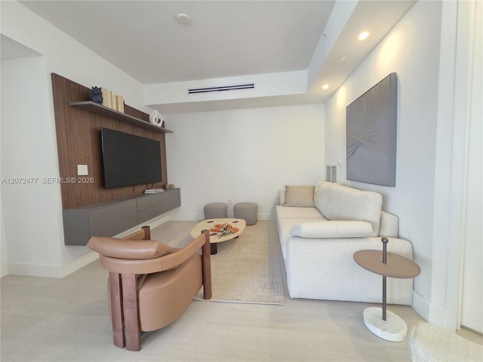 В аренду: $17,000 (3 спален, 3 ванн, 2470 Квадратных фут)