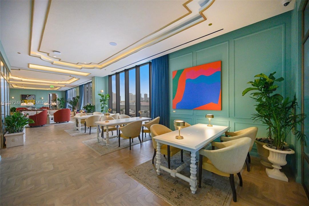 В аренду: $4,000 (1 спален, 1 ванн, 528 Квадратных фут)