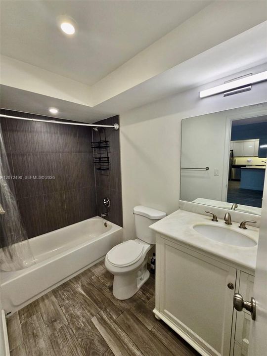 For Rent: $2,500 (2 beds, 2 baths, 936 Square Feet)