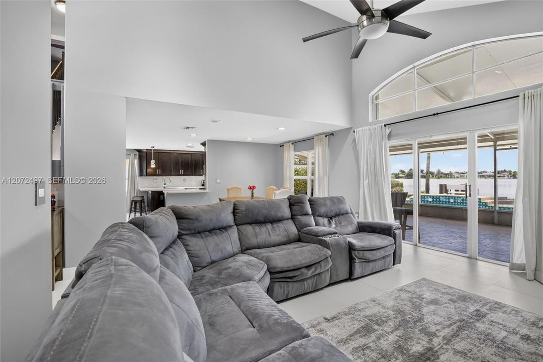 For Sale: $849,900 (4 beds, 3 baths, 2078 Square Feet)