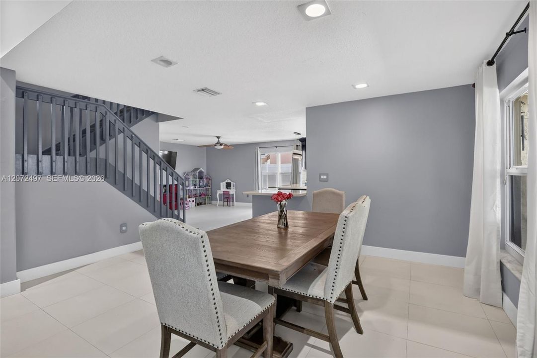 For Sale: $849,900 (4 beds, 3 baths, 2078 Square Feet)