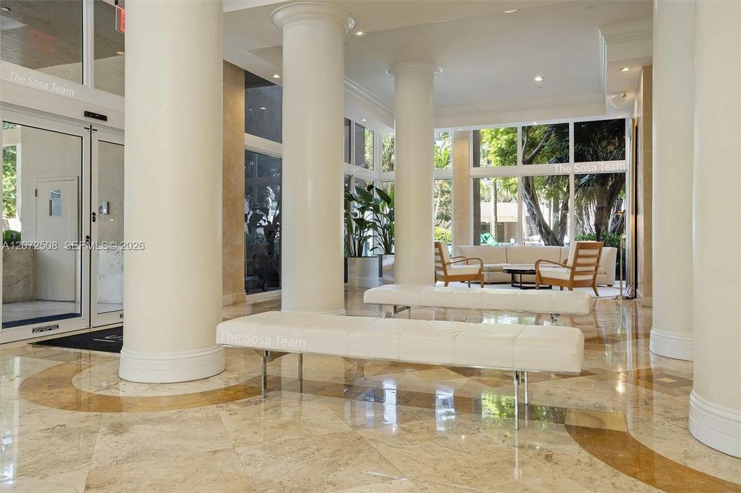 На продажу: $725,000 (2 спален, 2 ванн, 1065 Квадратных фут)