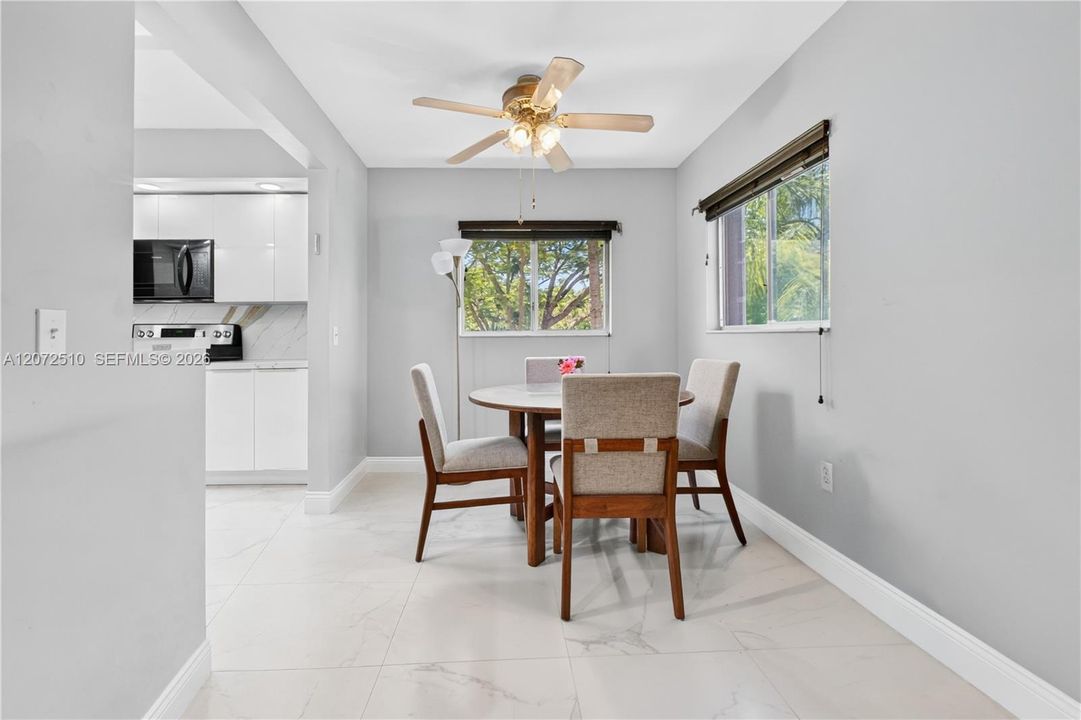 For Sale: $275,000 (2 beds, 2 baths, 1533 Square Feet)