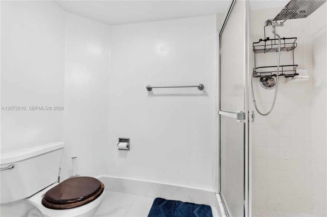 For Sale: $275,000 (2 beds, 2 baths, 1533 Square Feet)