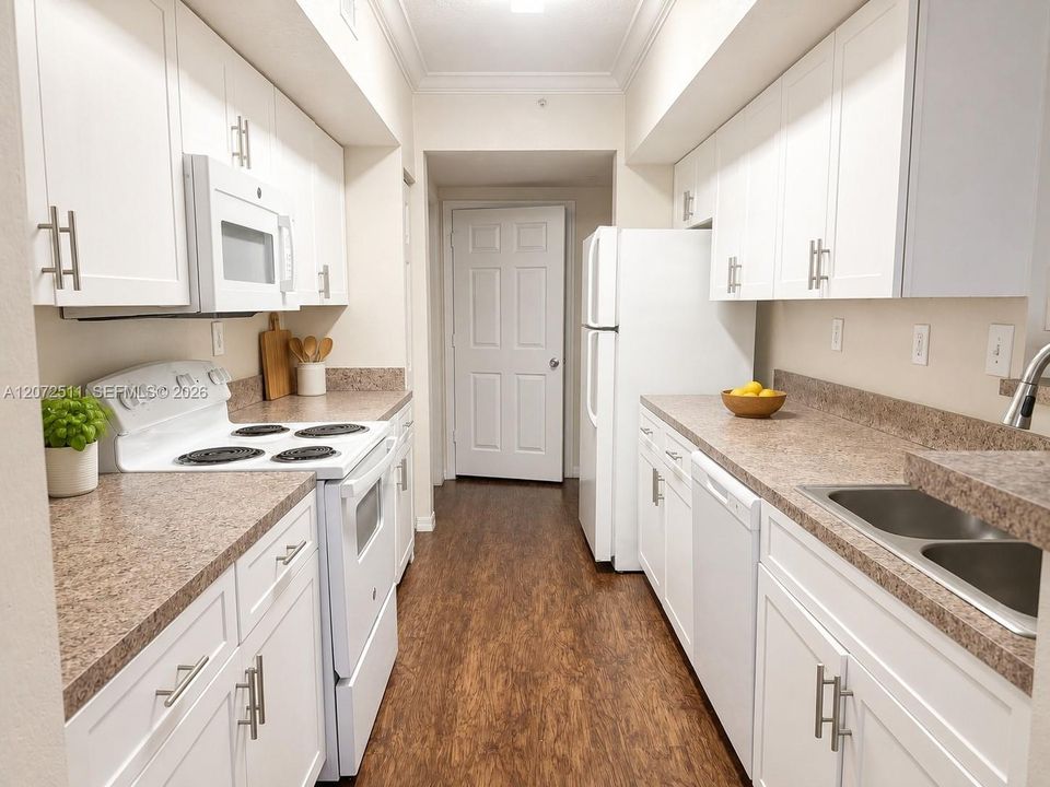 For Rent: $2,200 (2 beds, 2 baths, 1130 Square Feet)