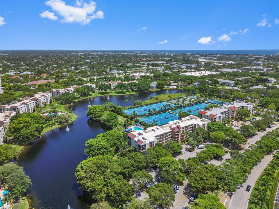Lake / Tennis Courts