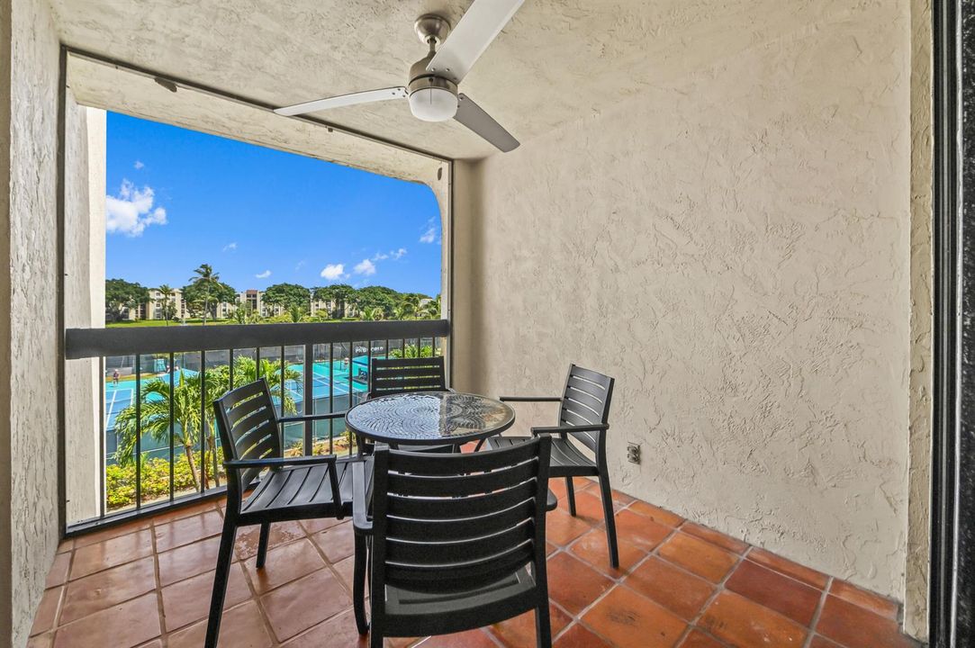 Covered / Screened Balcony