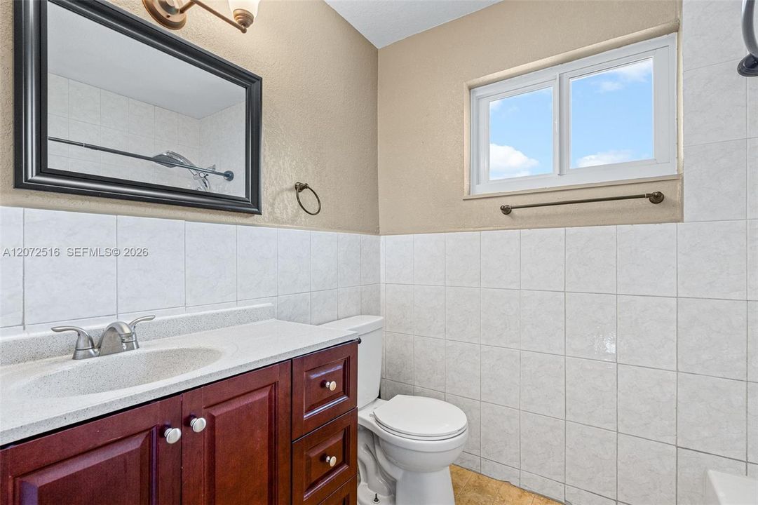 В аренду: $4,700 (4 спален, 2 ванн, 2160 Квадратных фут)