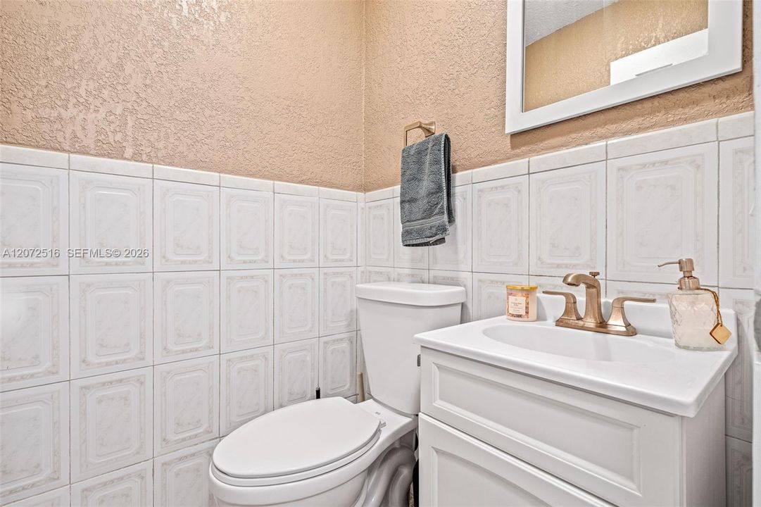 В аренду: $4,700 (4 спален, 2 ванн, 2160 Квадратных фут)