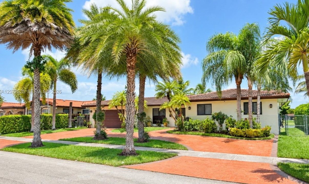 En Venta: $939,900 (4 camas, 2 baños, 1873 Pies cuadrados)
