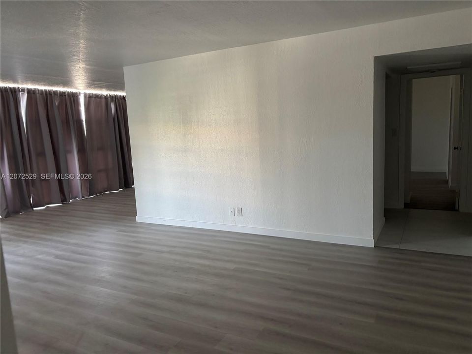 В аренду: $2,550 (2 спален, 2 ванн, 1210 Квадратных фут)