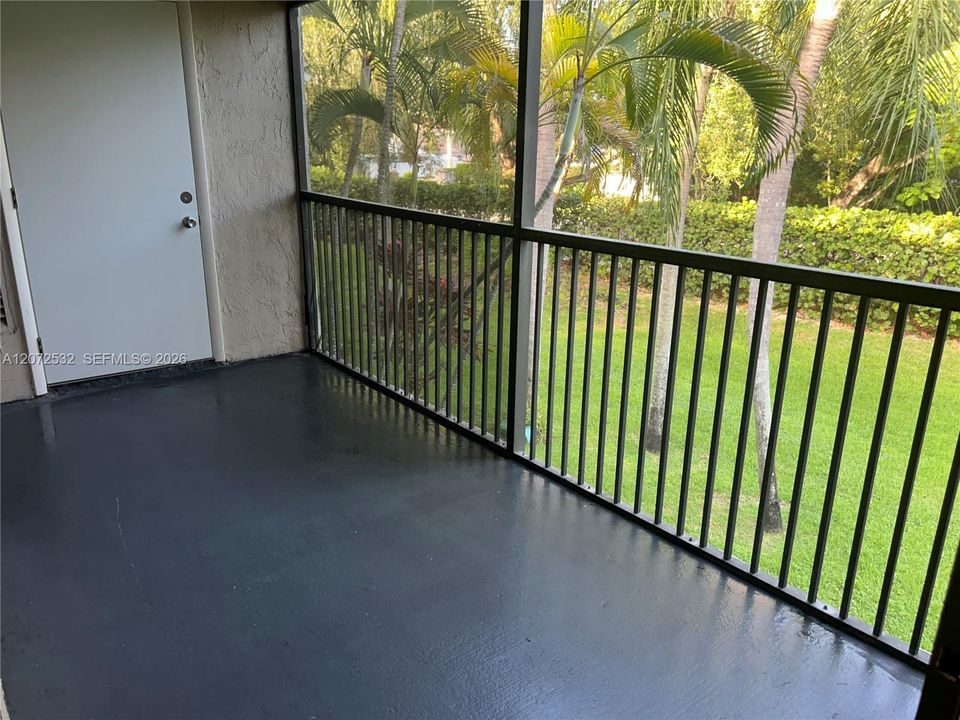 For Rent: $1,650 (2 beds, 1 baths, 863 Square Feet)
