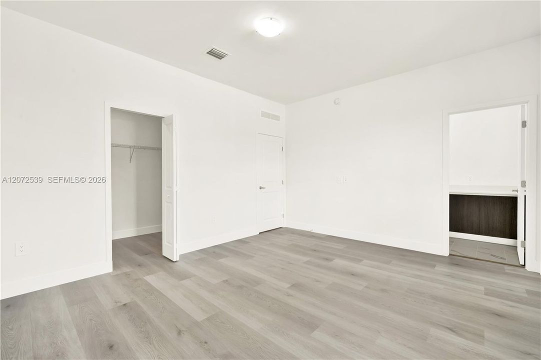 На продажу: $435,000 (4 спален, 3 ванн, 1760 Квадратных фут)