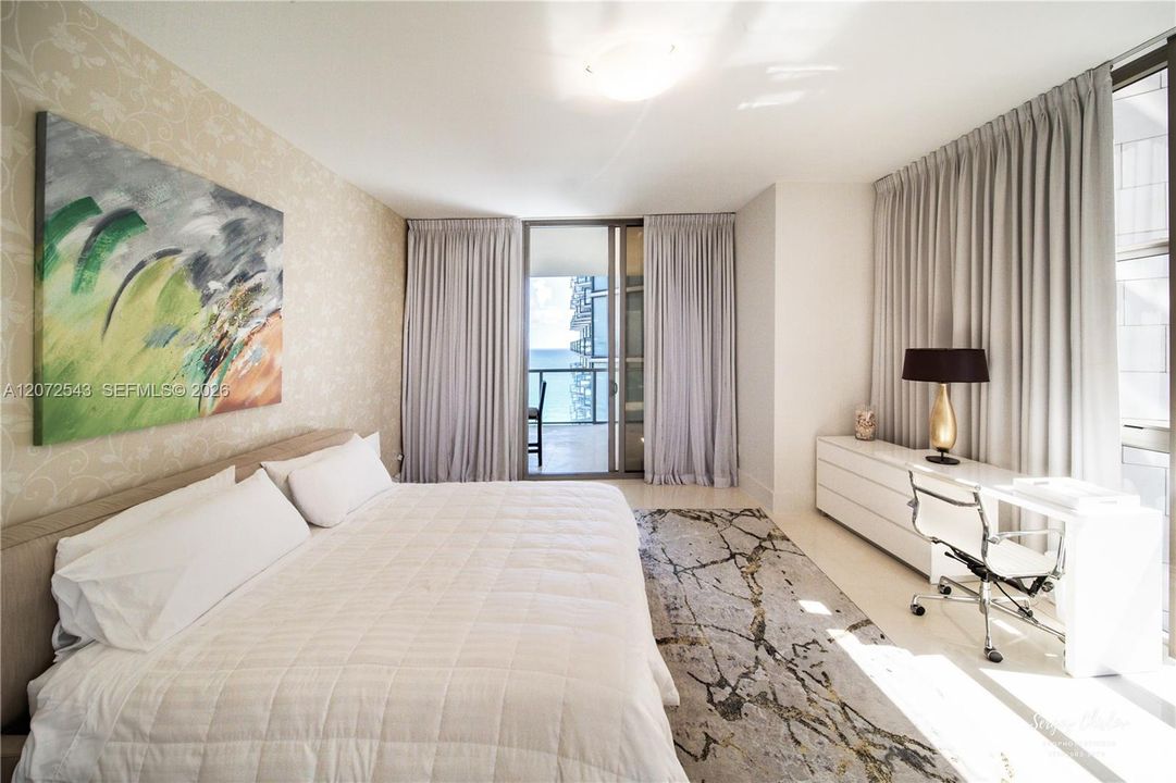 Active With Contract: $24,000 (2 beds, 2 baths, 1685 Square Feet)