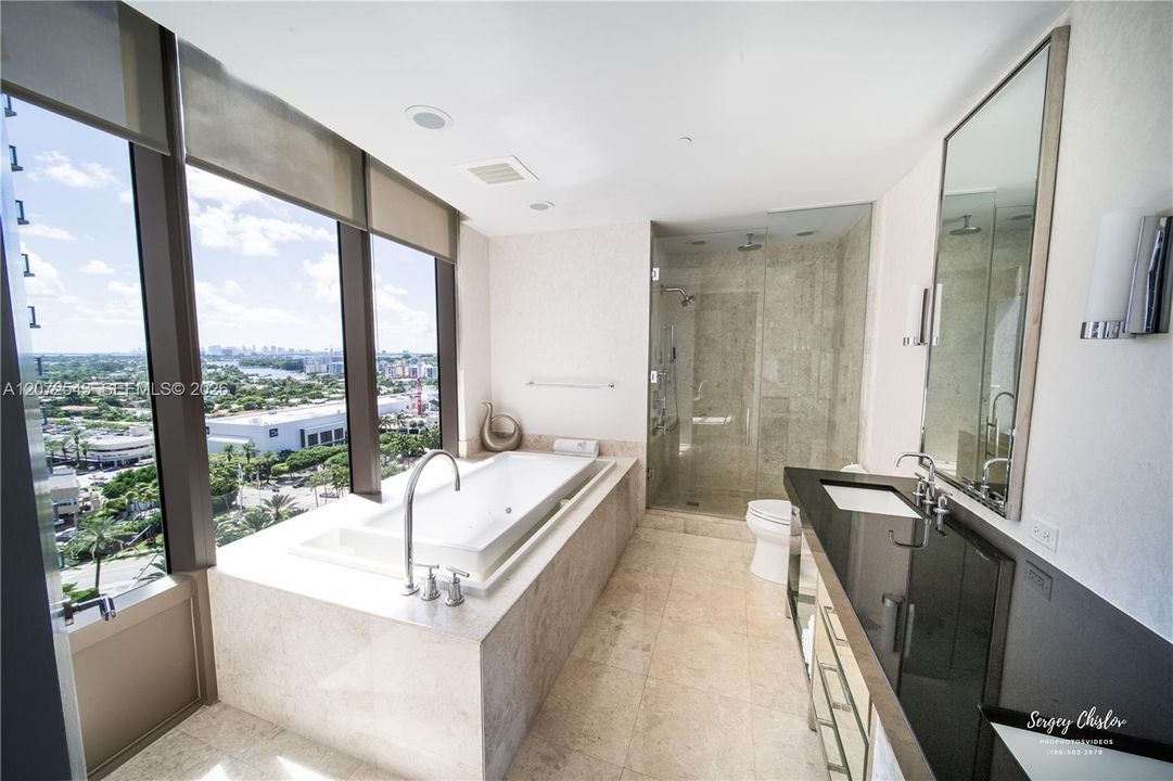 Active With Contract: $24,000 (2 beds, 2 baths, 1685 Square Feet)