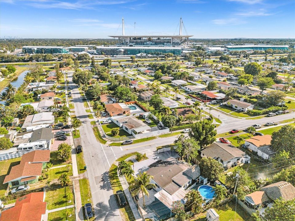 На продажу: $574,900 (4 спален, 3 ванн, 1447 Квадратных фут)