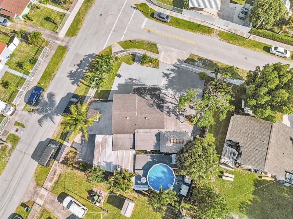 На продажу: $574,900 (4 спален, 3 ванн, 1447 Квадратных фут)