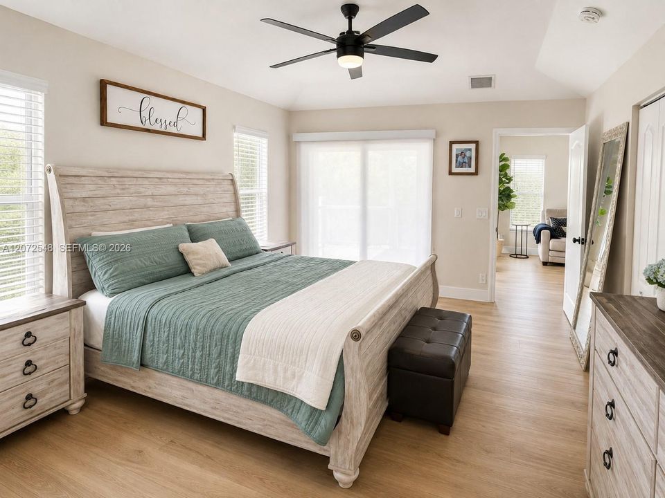 For Sale: $549,999 (4 beds, 2 baths, 1625 Square Feet)