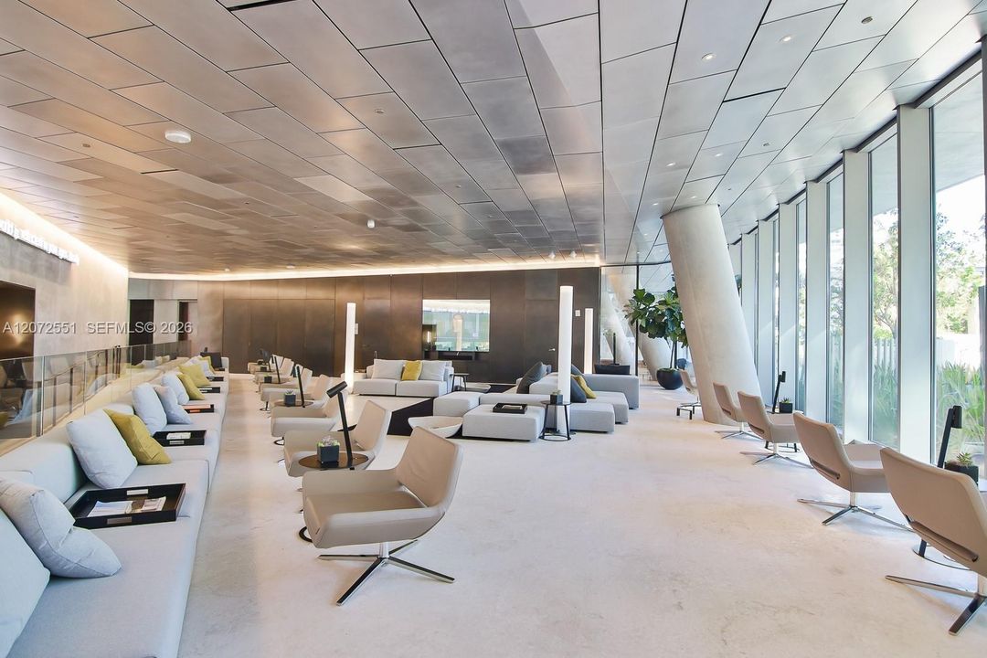 En Venta: $7,800,000 (4 camas, 5 baños, 3828 Pies cuadrados)