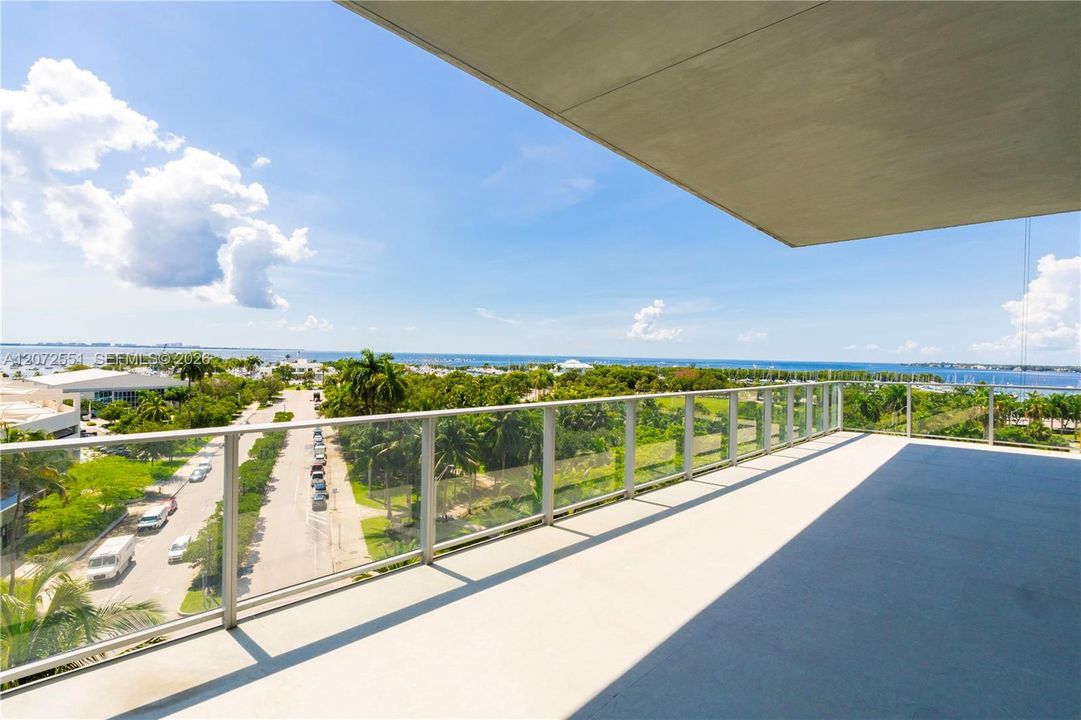 En Venta: $7,800,000 (4 camas, 5 baños, 3828 Pies cuadrados)