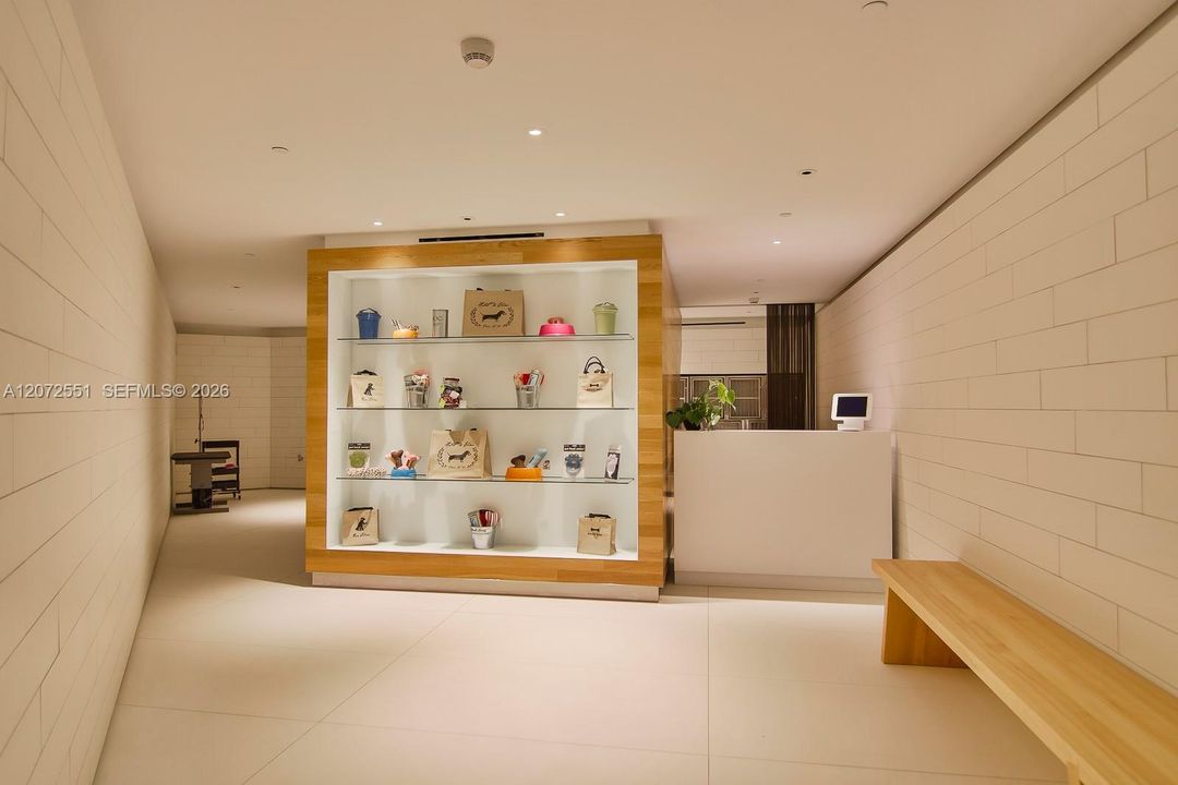 En Venta: $7,800,000 (4 camas, 5 baños, 3828 Pies cuadrados)